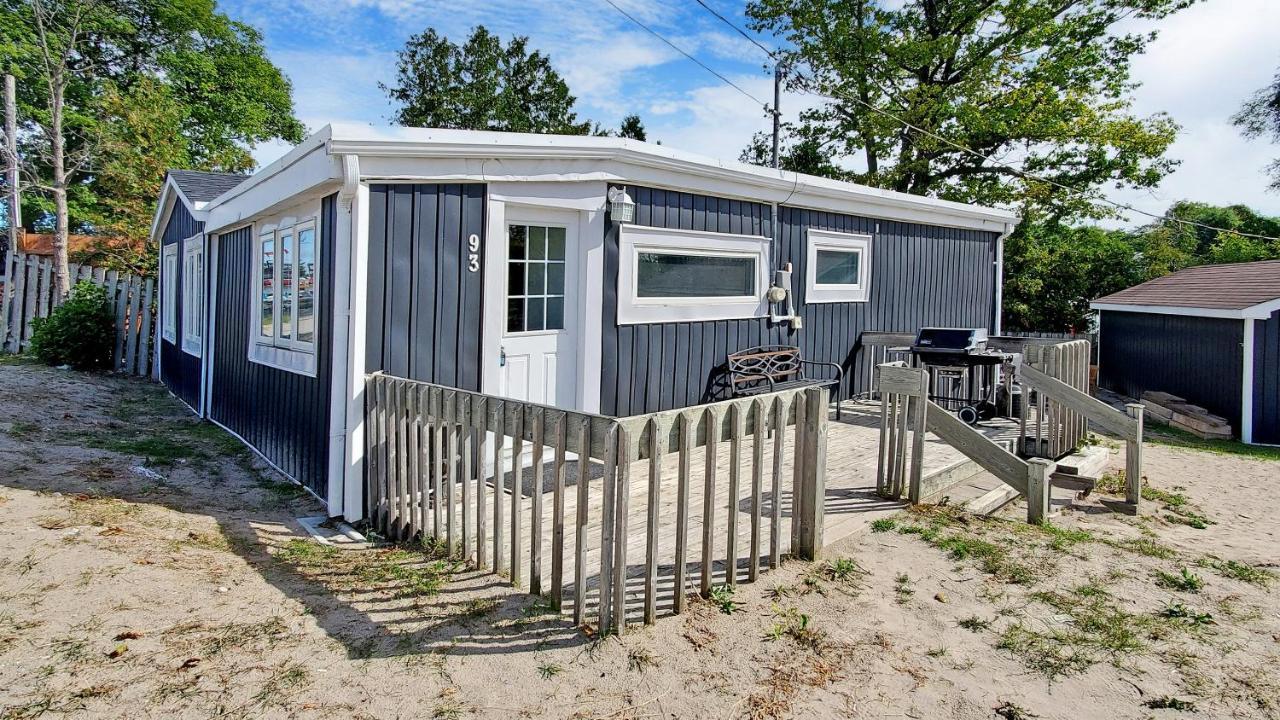 Main Beach River Retreat - Wasaga Beach 1 - Main Strip - 93 Mosley St Eksteriør bilde