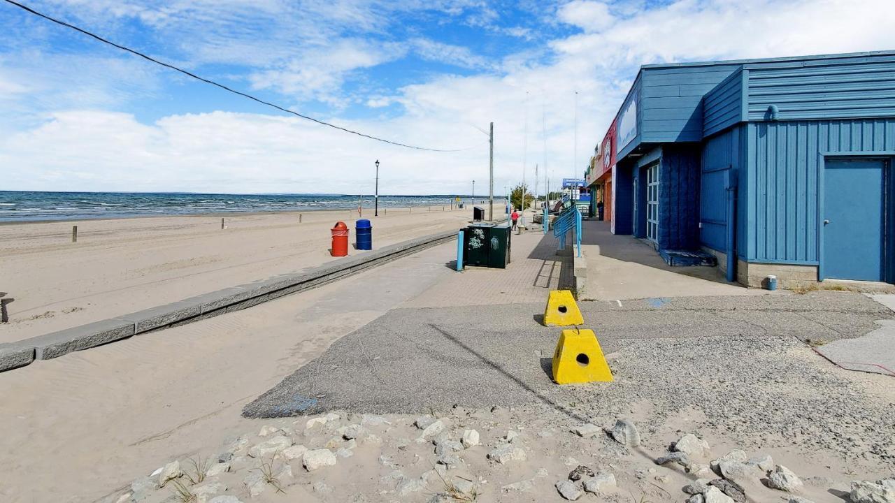 Main Beach River Retreat - Wasaga Beach 1 - Main Strip - 93 Mosley St Eksteriør bilde